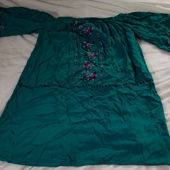 Xhilaration Women's Top Size Used. - Picture 1 of 4